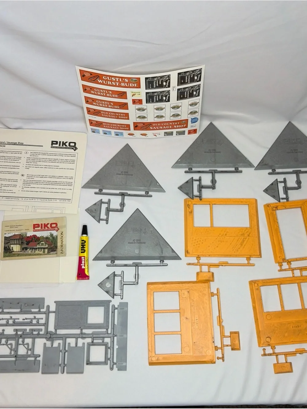 PIKO Weather Proofed Model Buildings 62118 Wurstbude Sausage Shop